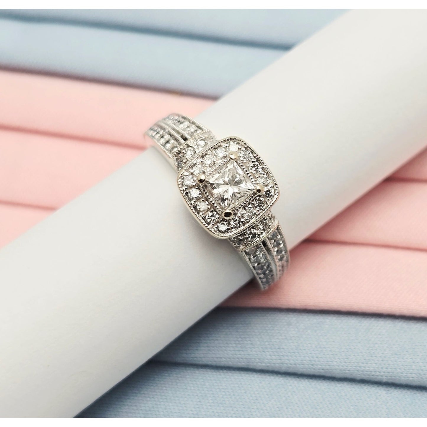 14K White Gold Ladies Diamond Halo Engagement Ring