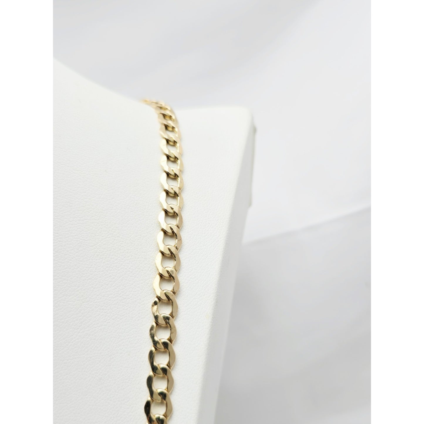 14K Yellow Gold Cuban Curb Link Chain Necklace