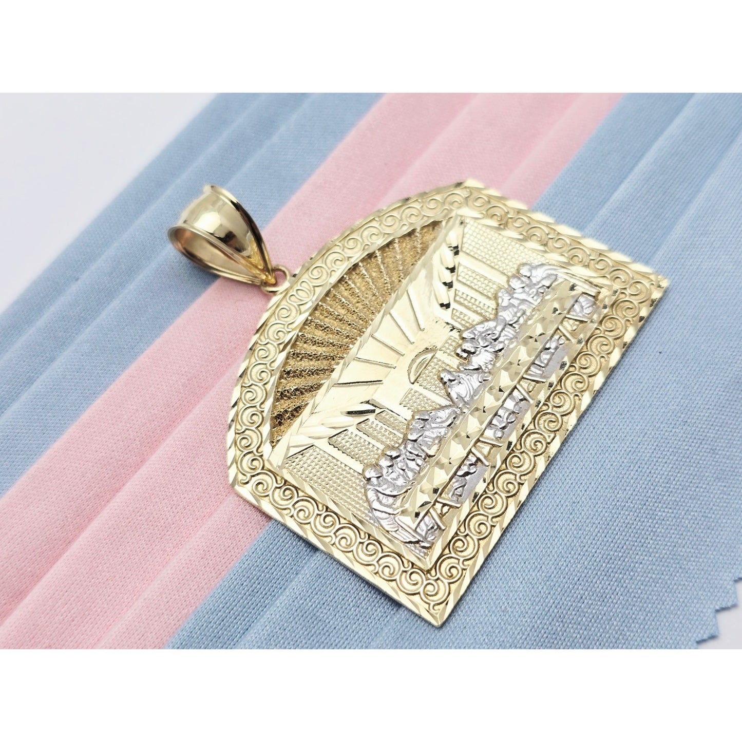 10K Two Tone Gold The Last Supper Charm Pendant