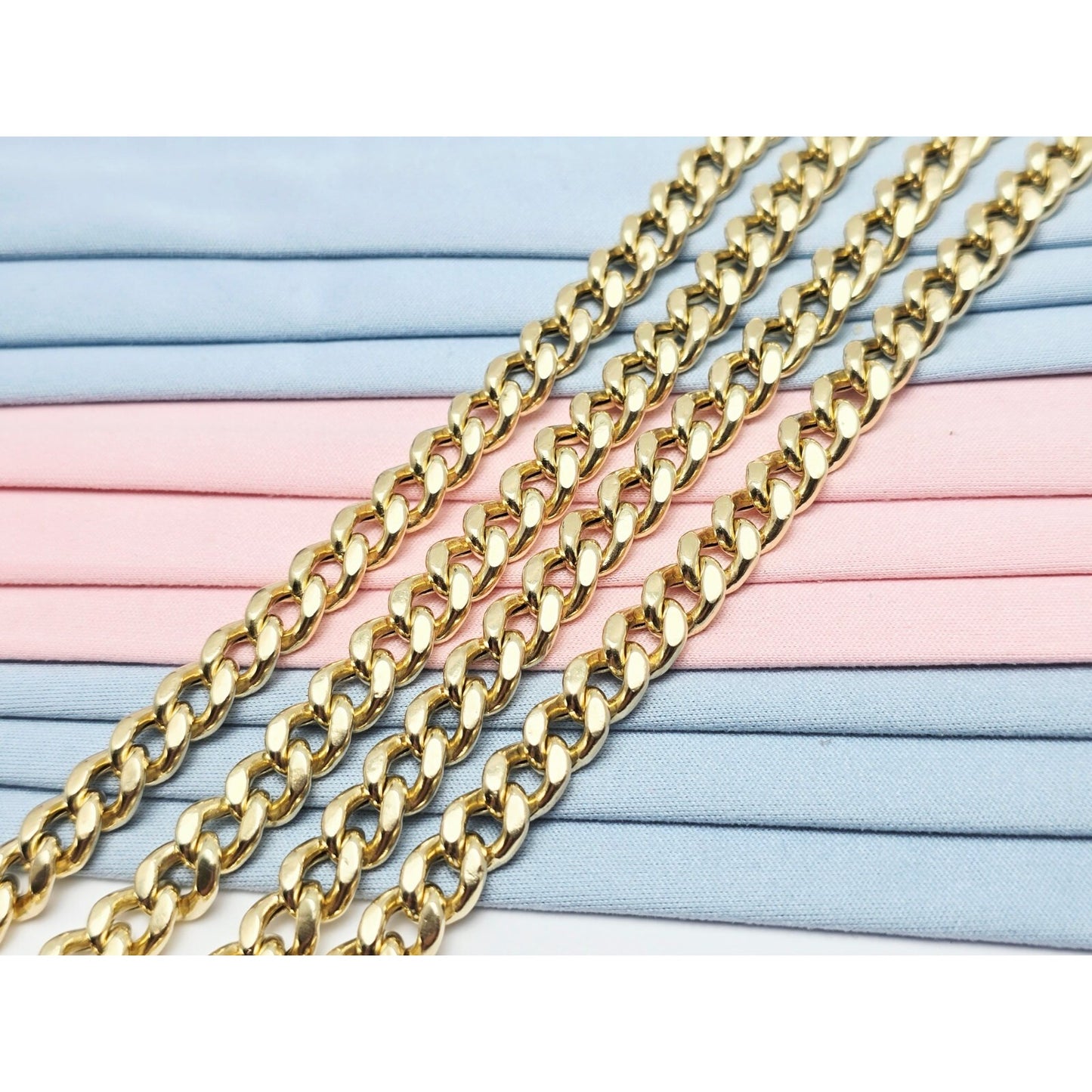 14K Yellow Gold Cuban Link Chain Necklace