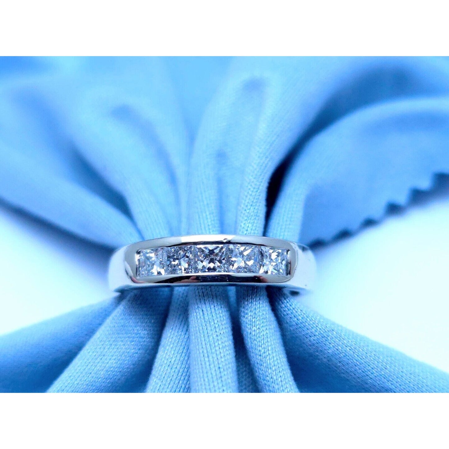 14K White Gold Princess Cut Invisible Setting Diamond Wedding Band Ring