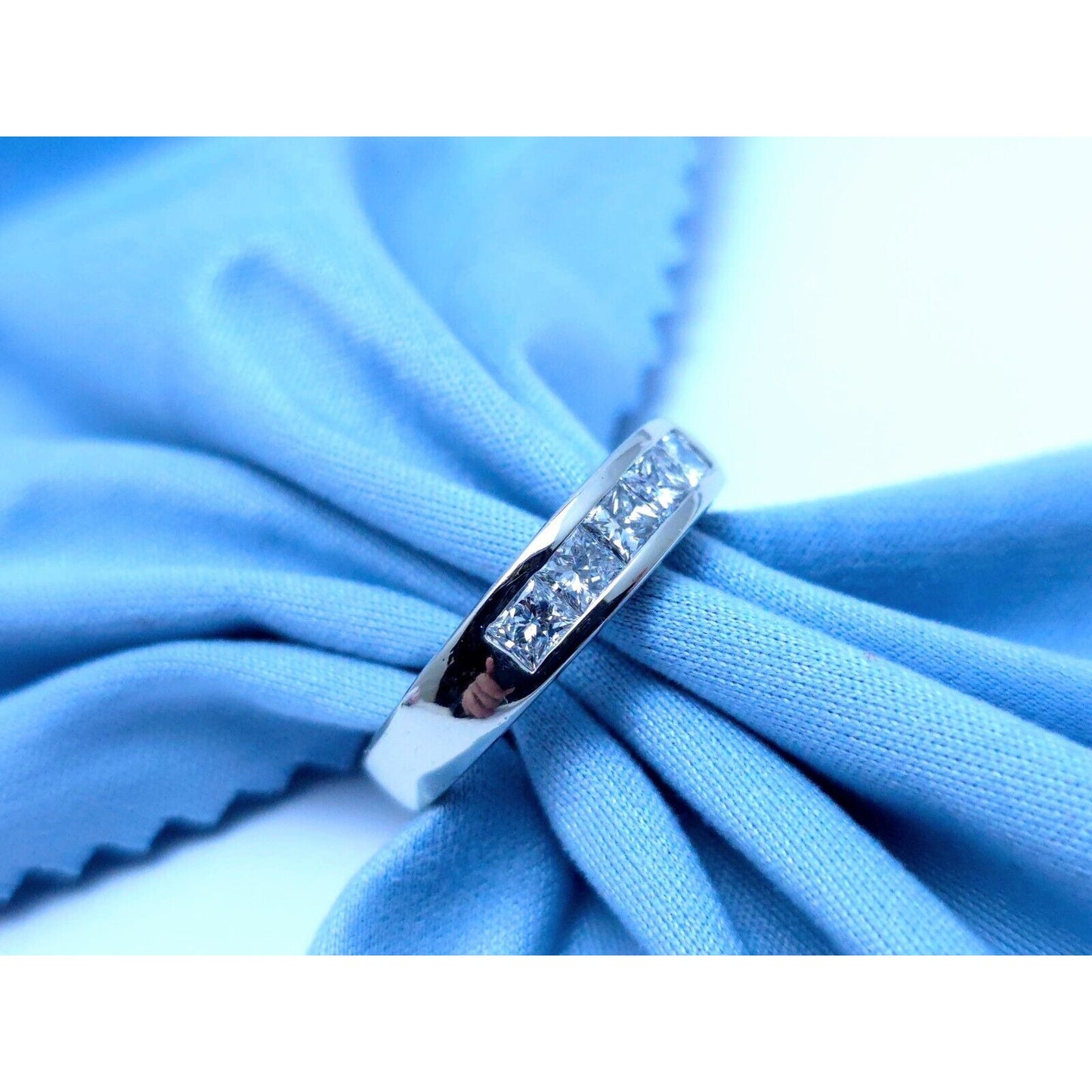 14K White Gold Princess Cut Invisible Setting Diamond Wedding Band Ring