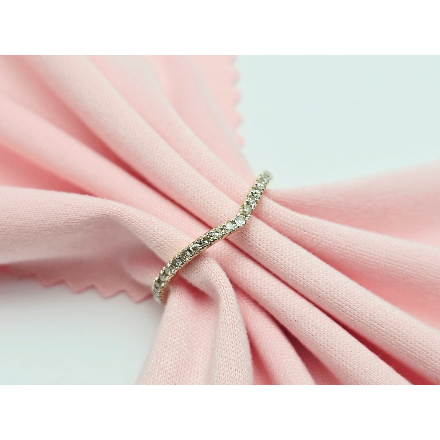 14K Yellow Gold V Shaped Diamond Ring