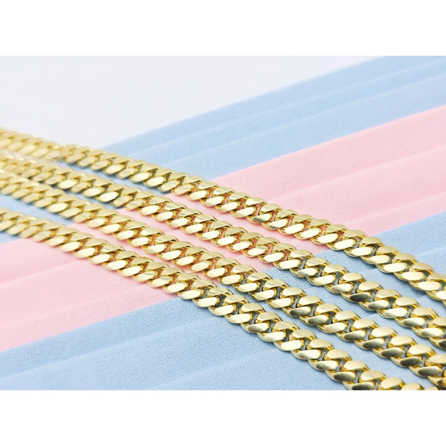 14K Yellow Gold Cuban Curb Link Chain Necklace