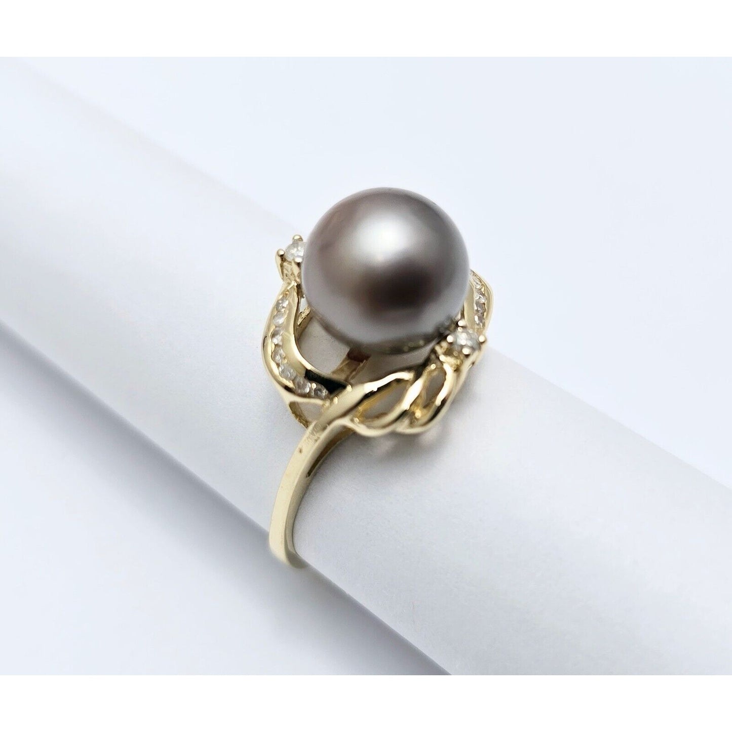 14K Yellow Gold Tahitian Pearl & Diamond Ring