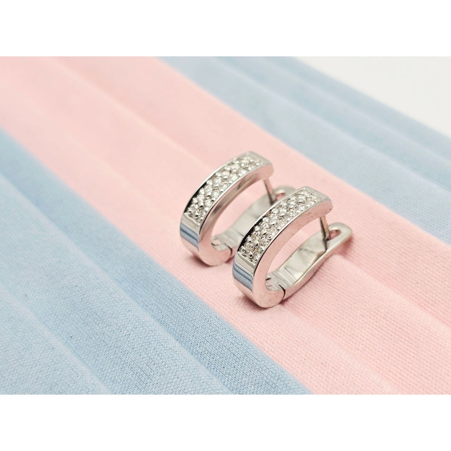 14K White Gold Round Diamond Hinged Half Hoop Earrings