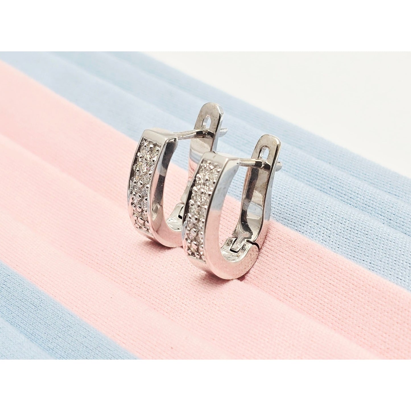 14K White Gold Round Diamond Hinged Half Hoop Earrings