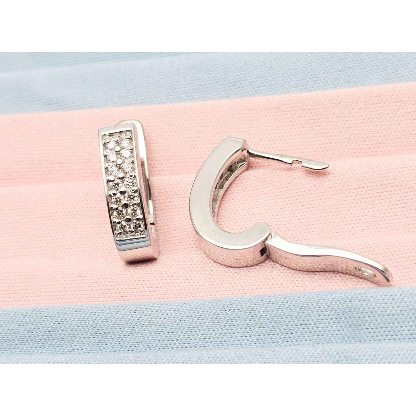 14K White Gold Round Diamond Hinged Half Hoop Earrings