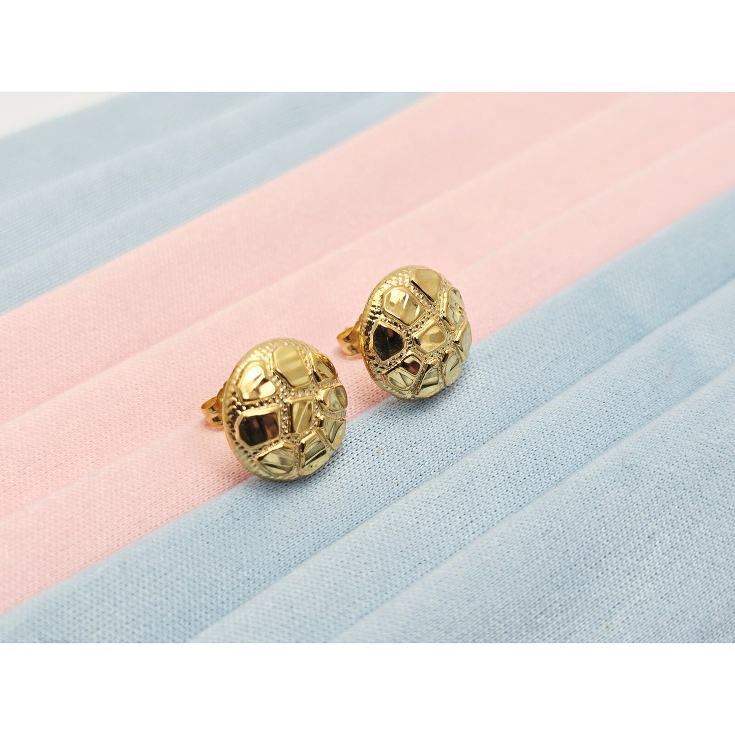 10K Yellow Gold Round Nugget Stud Earrings