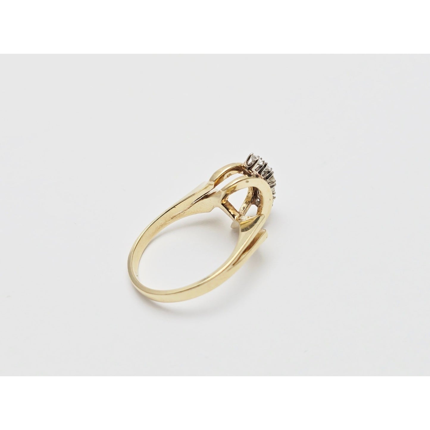 14K Yellow Gold 5 Round Diamond Ring