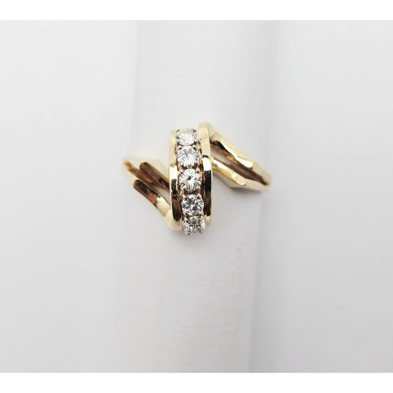 14K Yellow Gold 5 Round Diamond Ring