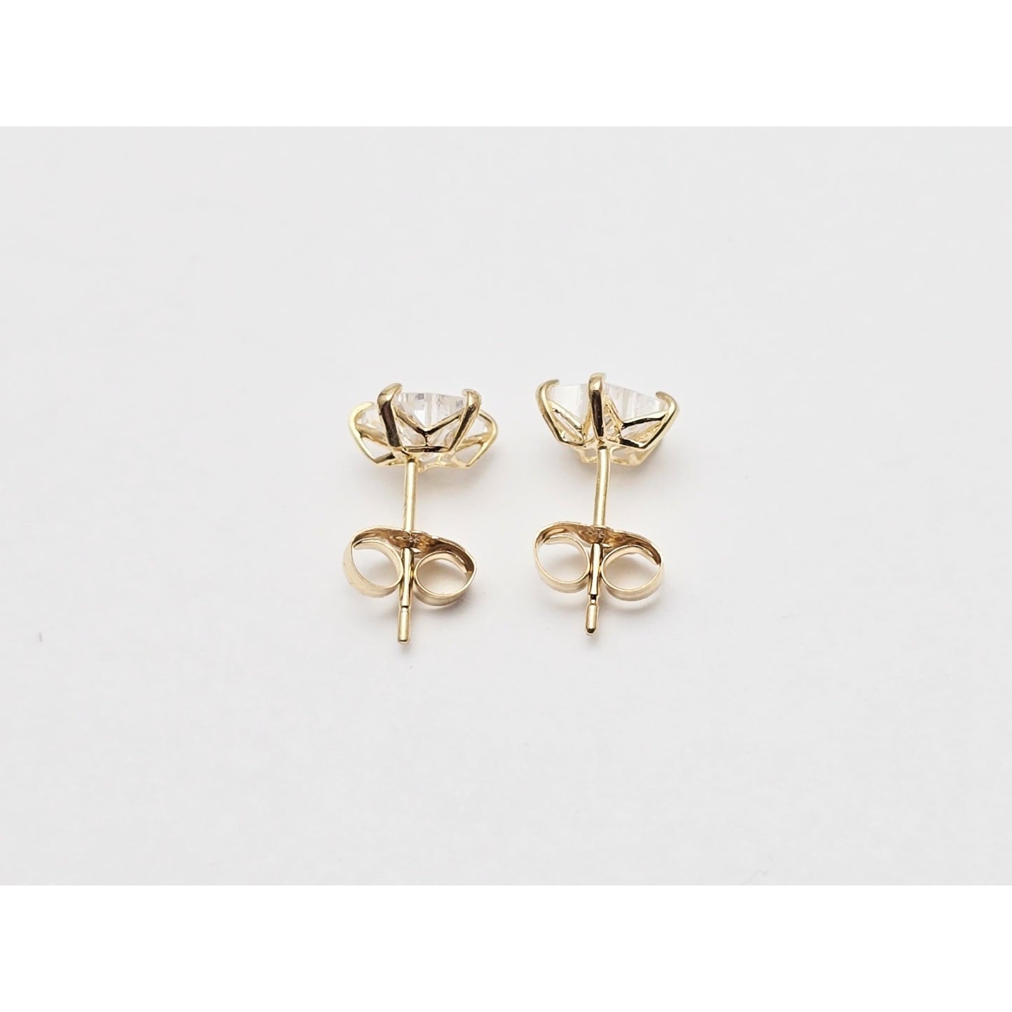 14K Yellow Gold Star Shaped CZ Stud Earrings