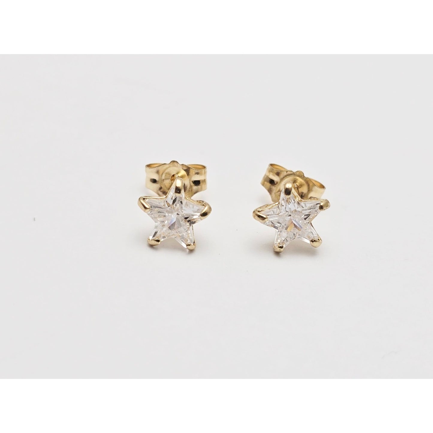 14K Yellow Gold Star Shaped CZ Stud Earrings