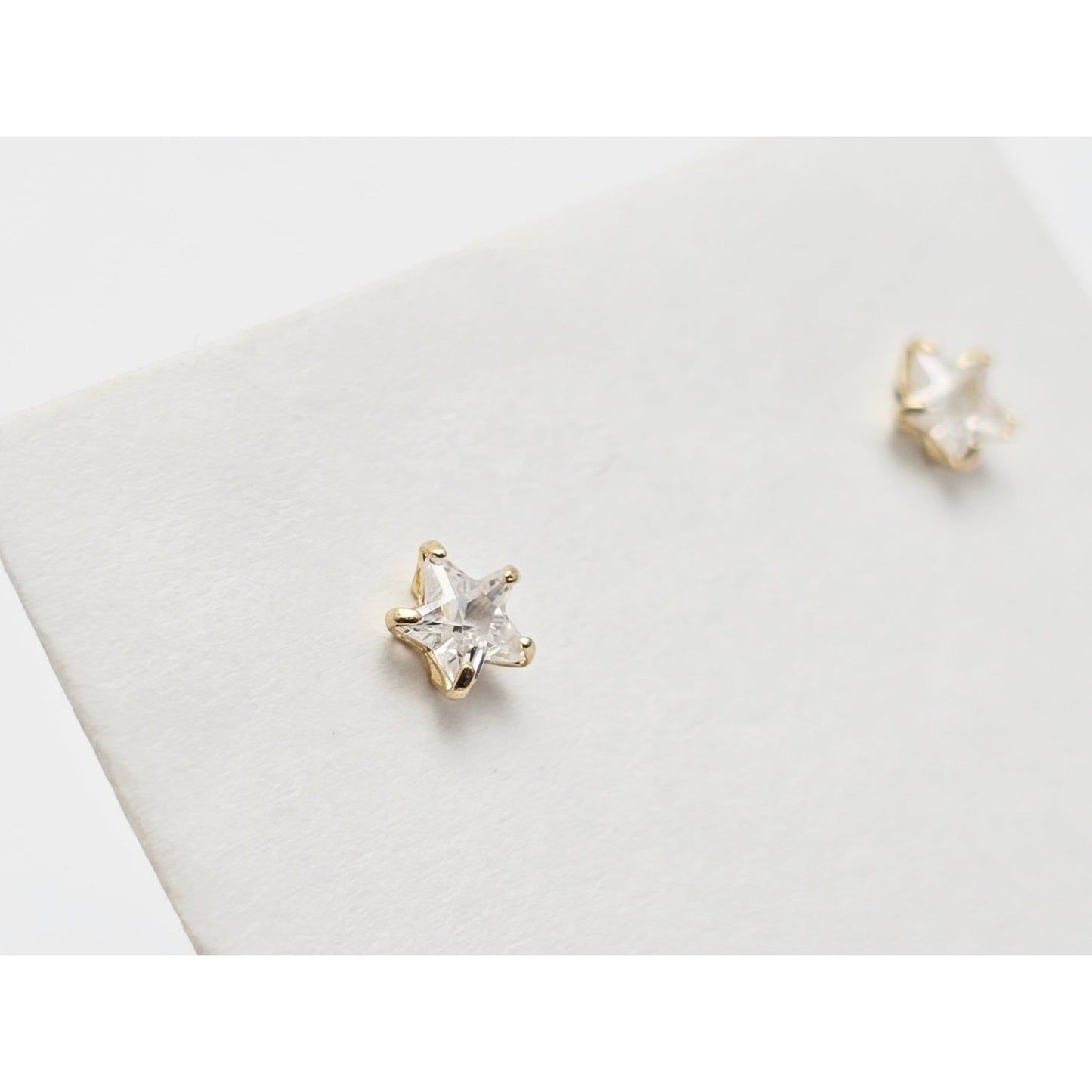 14K Yellow Gold Star Shaped CZ Stud Earrings