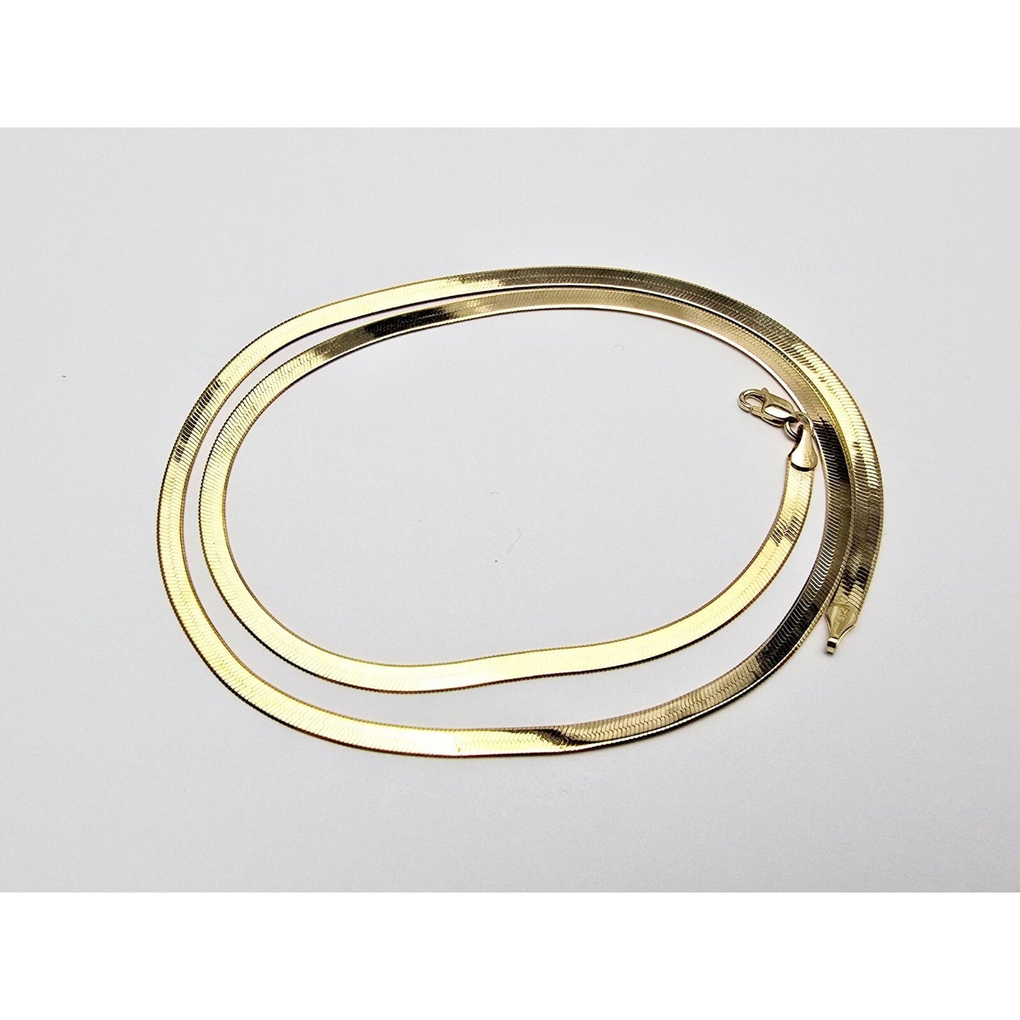 14K Yellow Gold Herringbone Chain Necklace