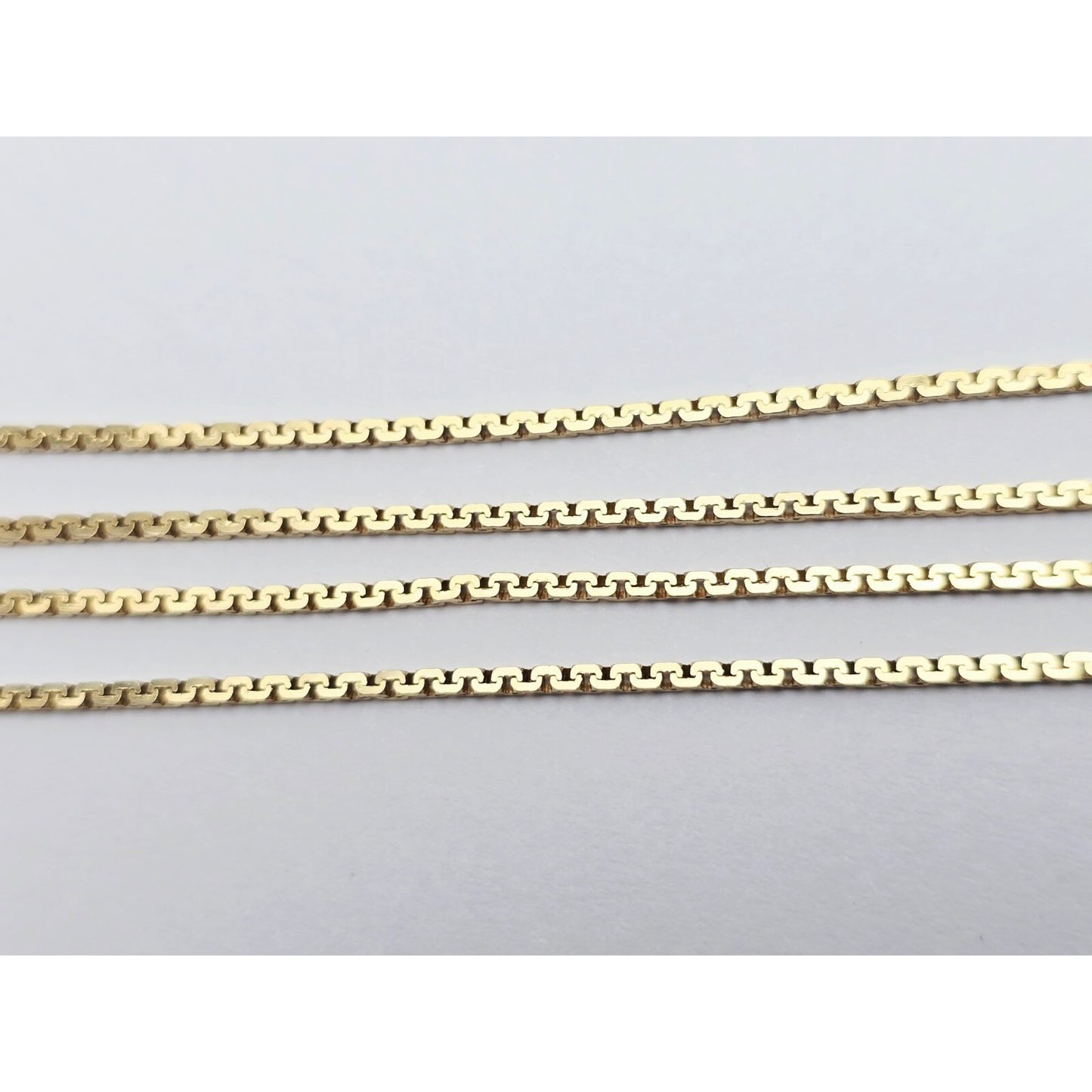 18K Yellow Gold Boxed Serpentine Link Chain Necklace