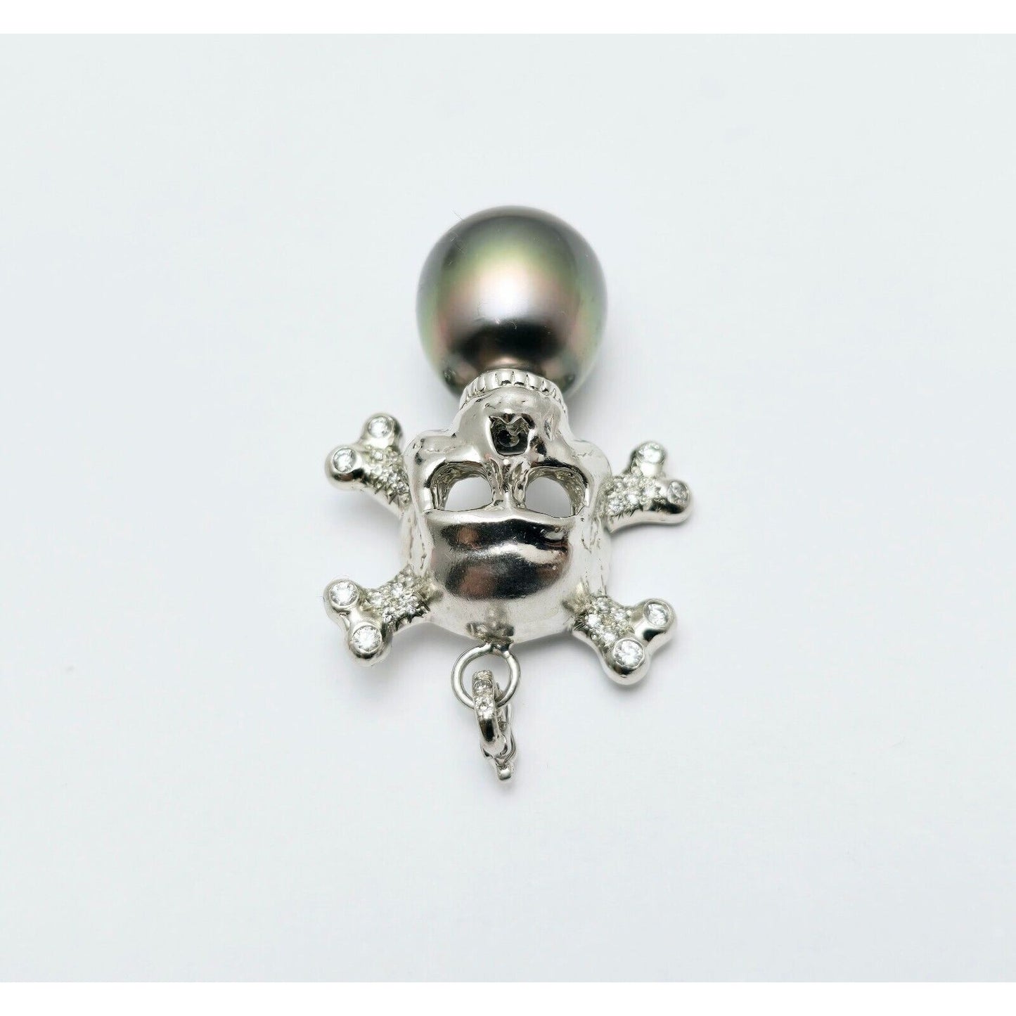 Erica Courtney 900 Platinum Tahitian Pearl Diamond Skull Charm Pendant