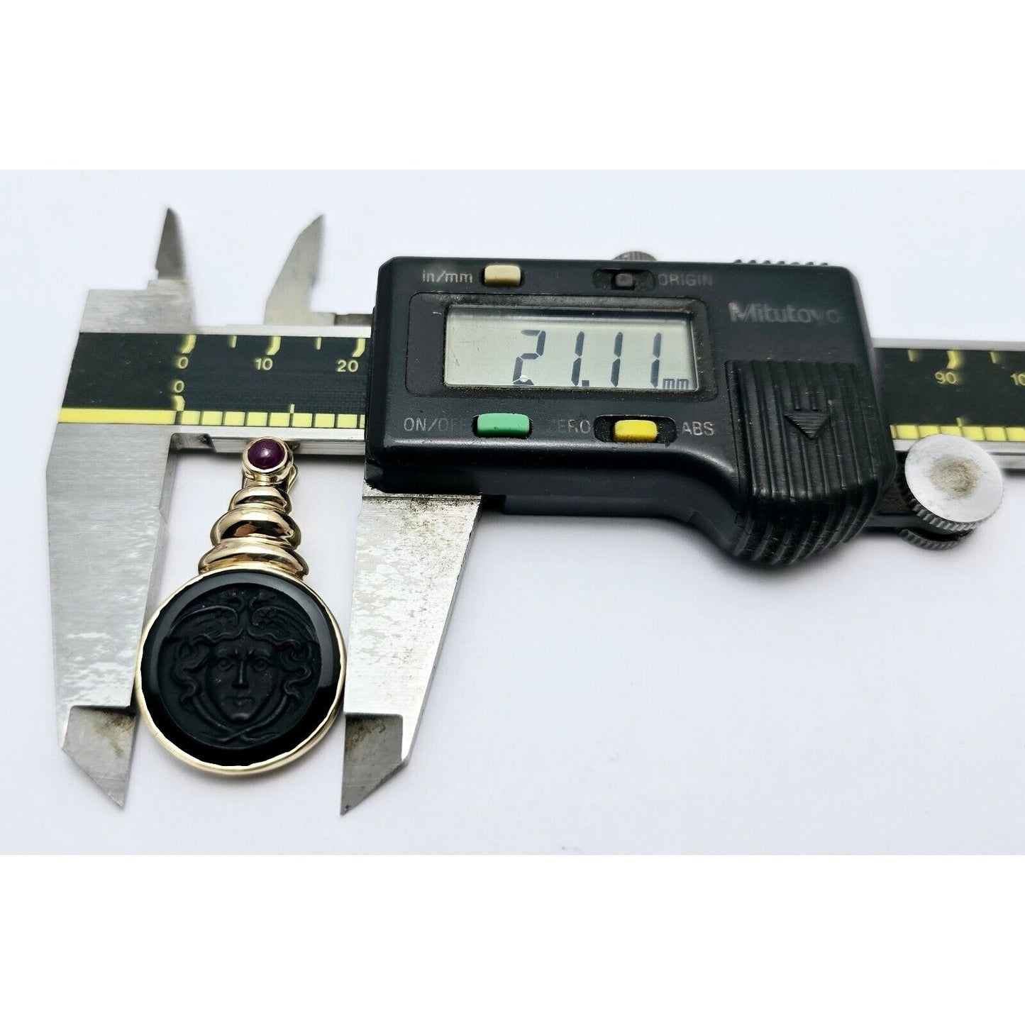 14K Yellow Gold Black Onyx & Cabochon Ruby Cameo Charm Pendant