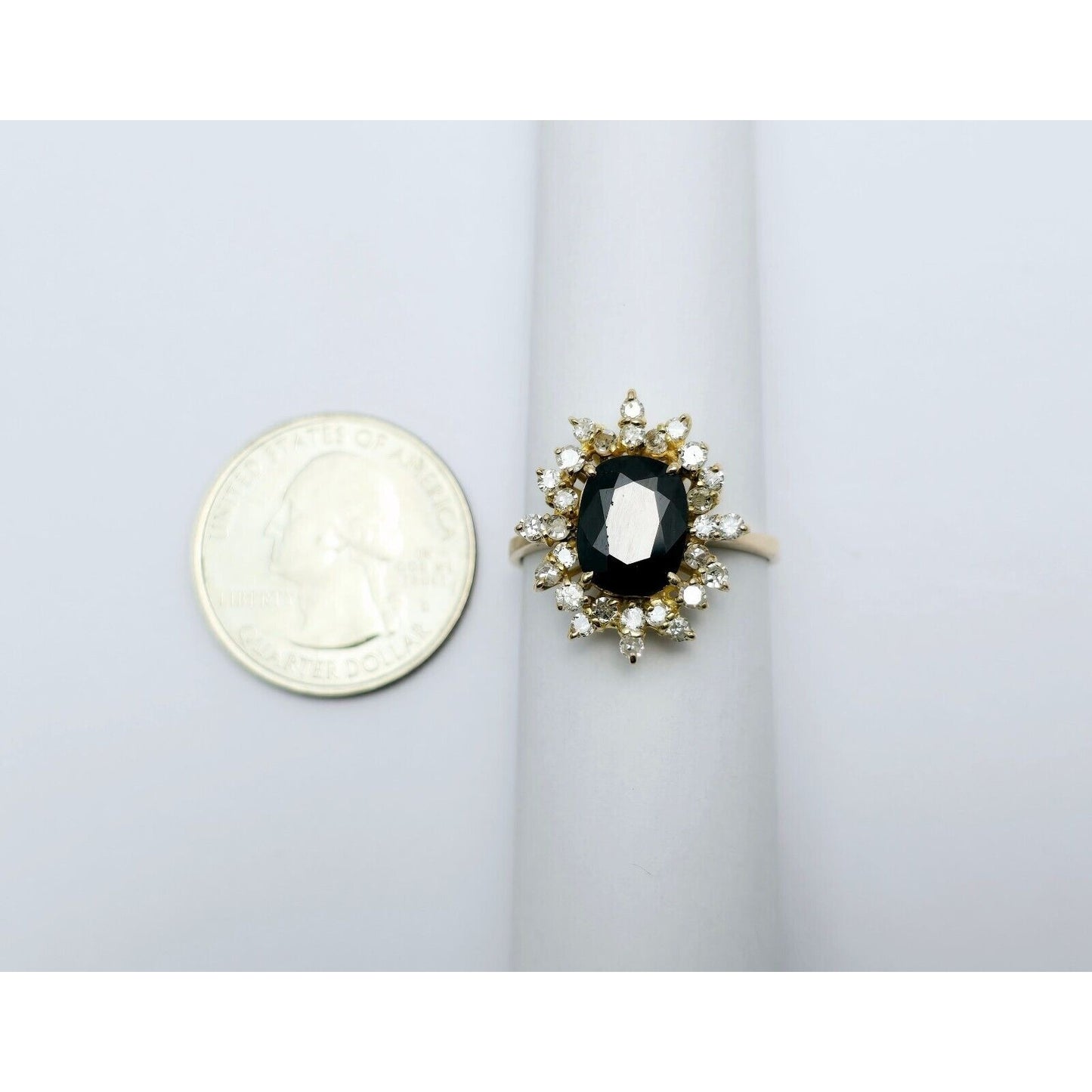 18K Yellow Gold Oval Sapphire & Round Diamond Ring