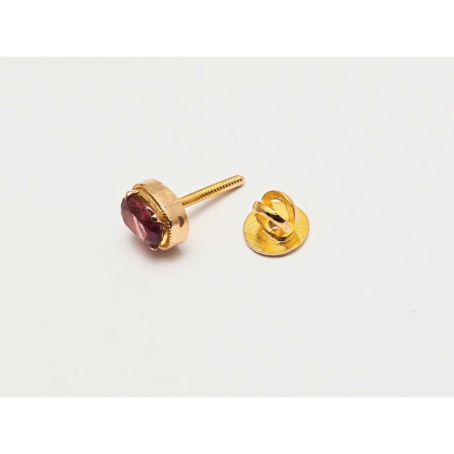 Single 21K Yellow Gold Oval Shaped Tourmaline Stud Earring