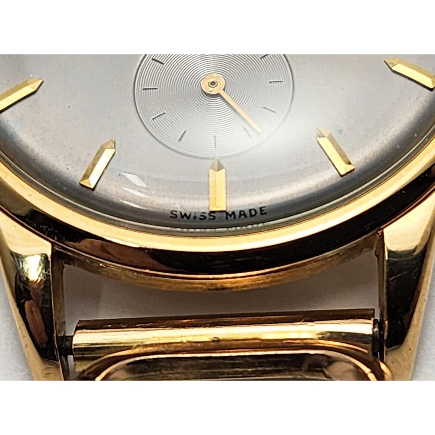 Vintage 1940s Rodania 18K Yellow Gold 35mm 17J Case # 127 Sub Dial Swiss Watch