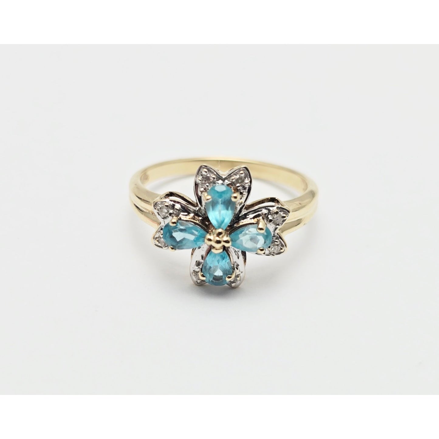 10K Two Tone Gold Green Quartz & Diamond Flower Ring
