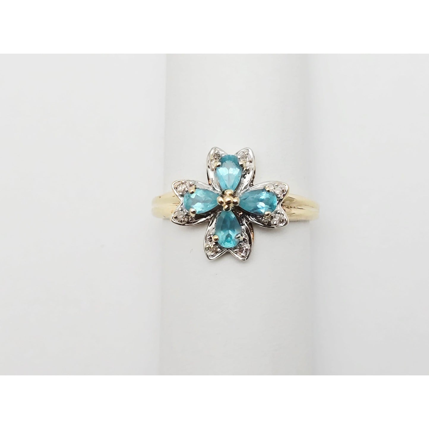 10K Two Tone Gold Green Quartz & Diamond Flower Ring