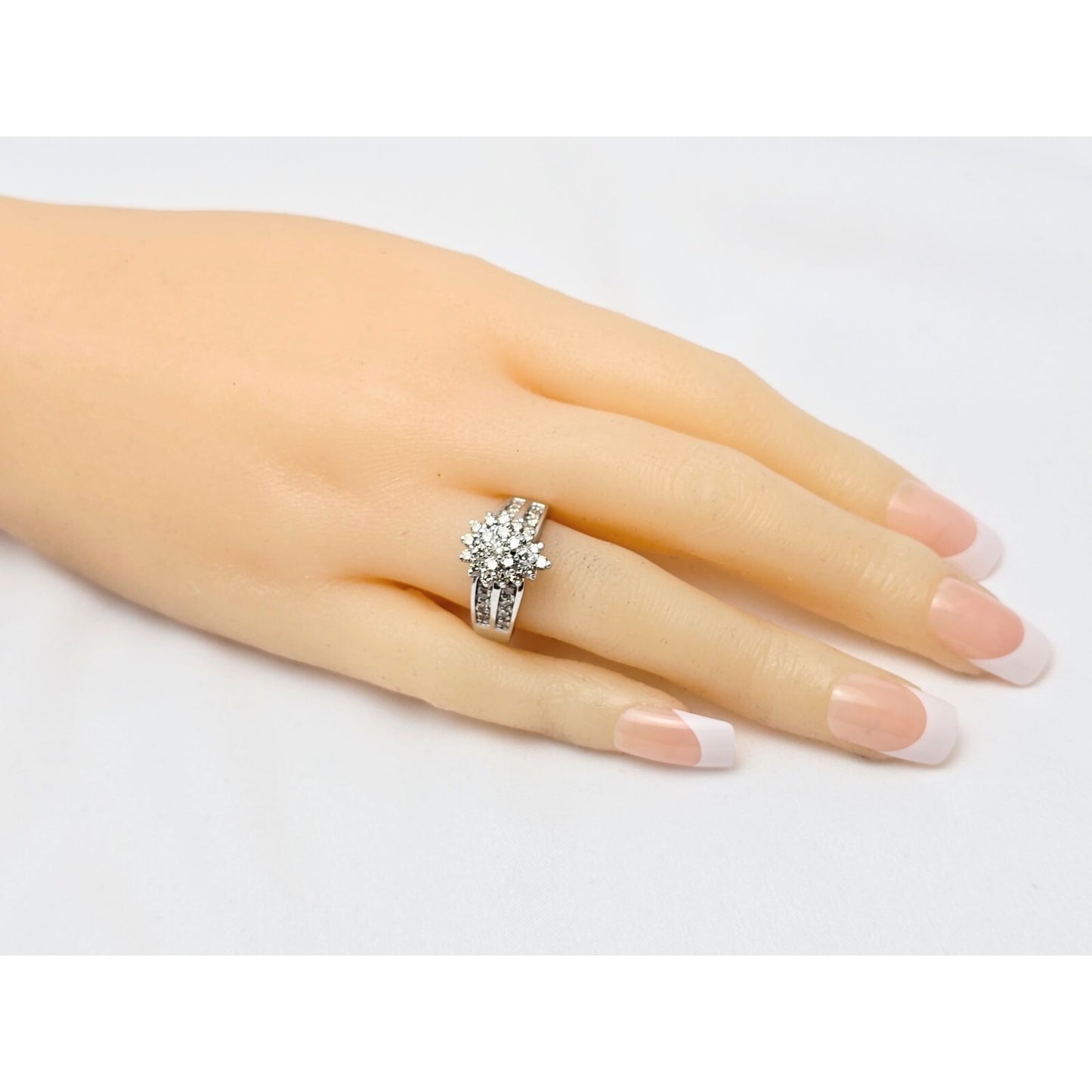 10K White Gold Teardrop Style Diamond Ring