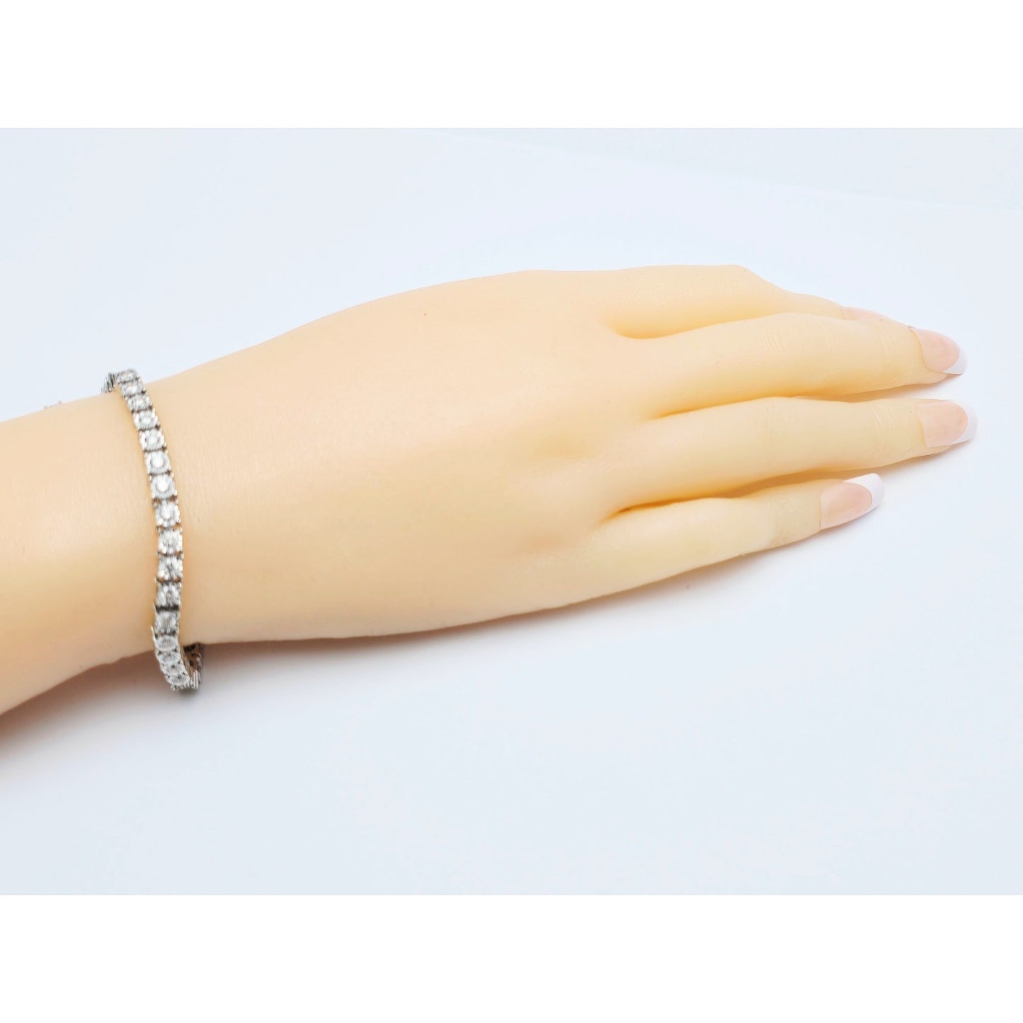 14K White Gold Round Cut Diamond Tennis Link Bracelet