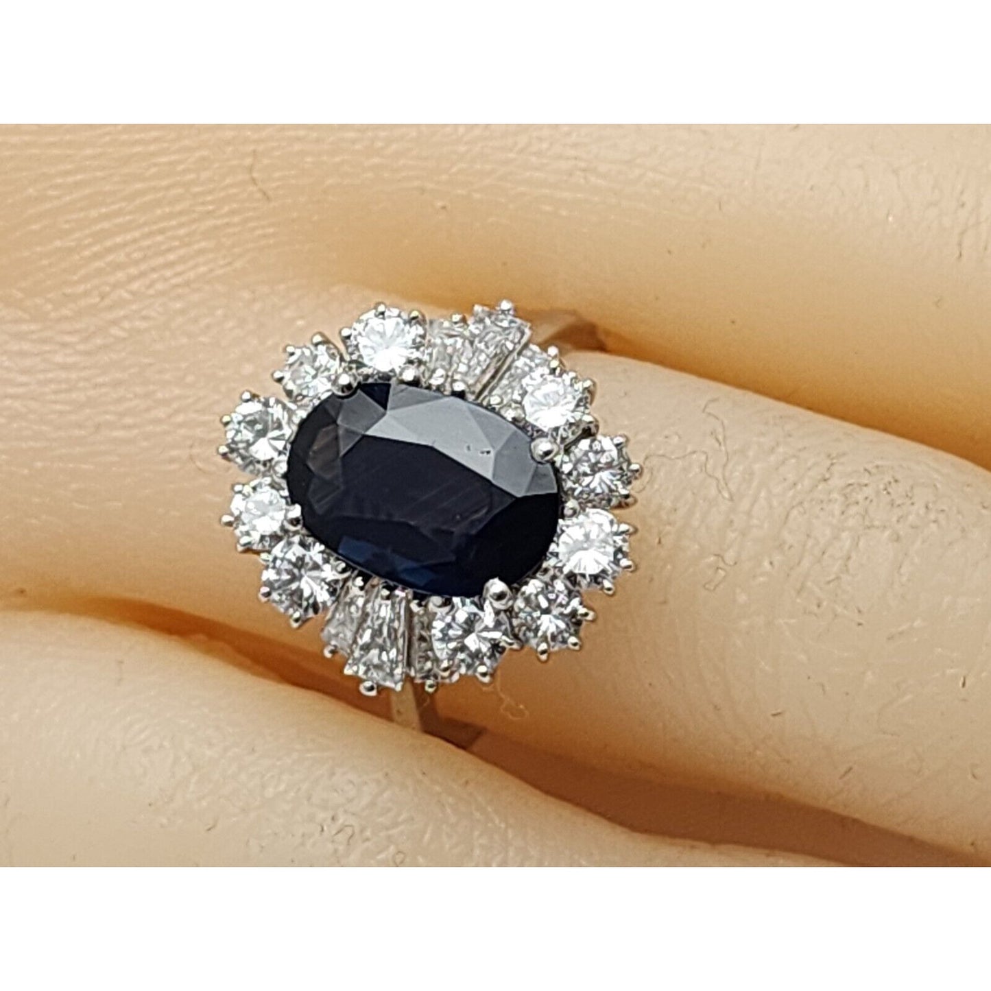18K White Gold Sapphire & Diamond Ring