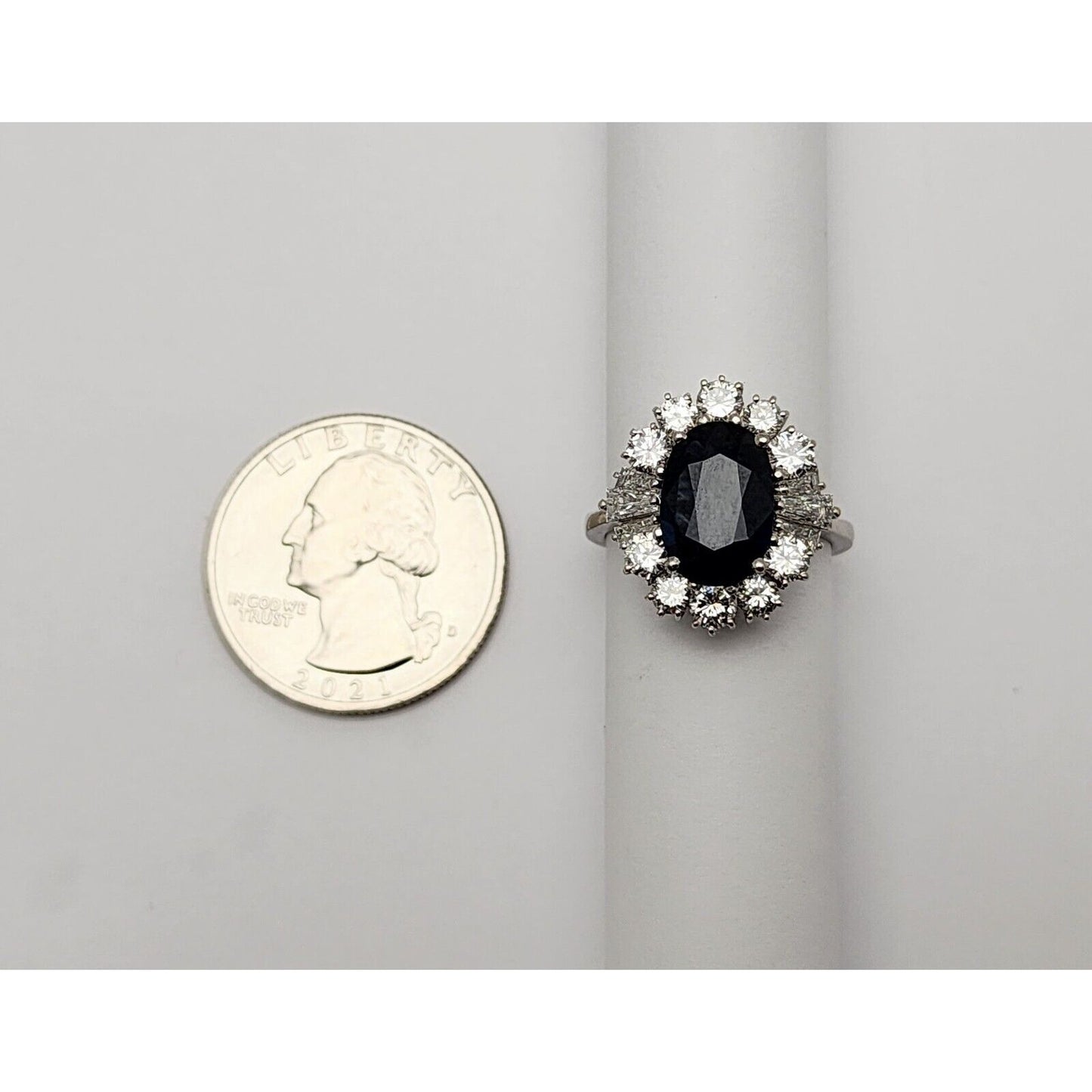 18K White Gold Sapphire & Diamond Ring