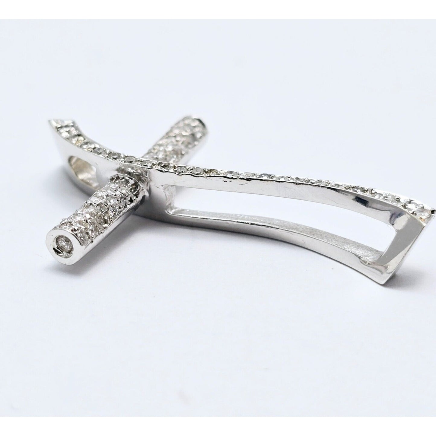 14K White Gold Diamond Wavy Cross Pendant Charm