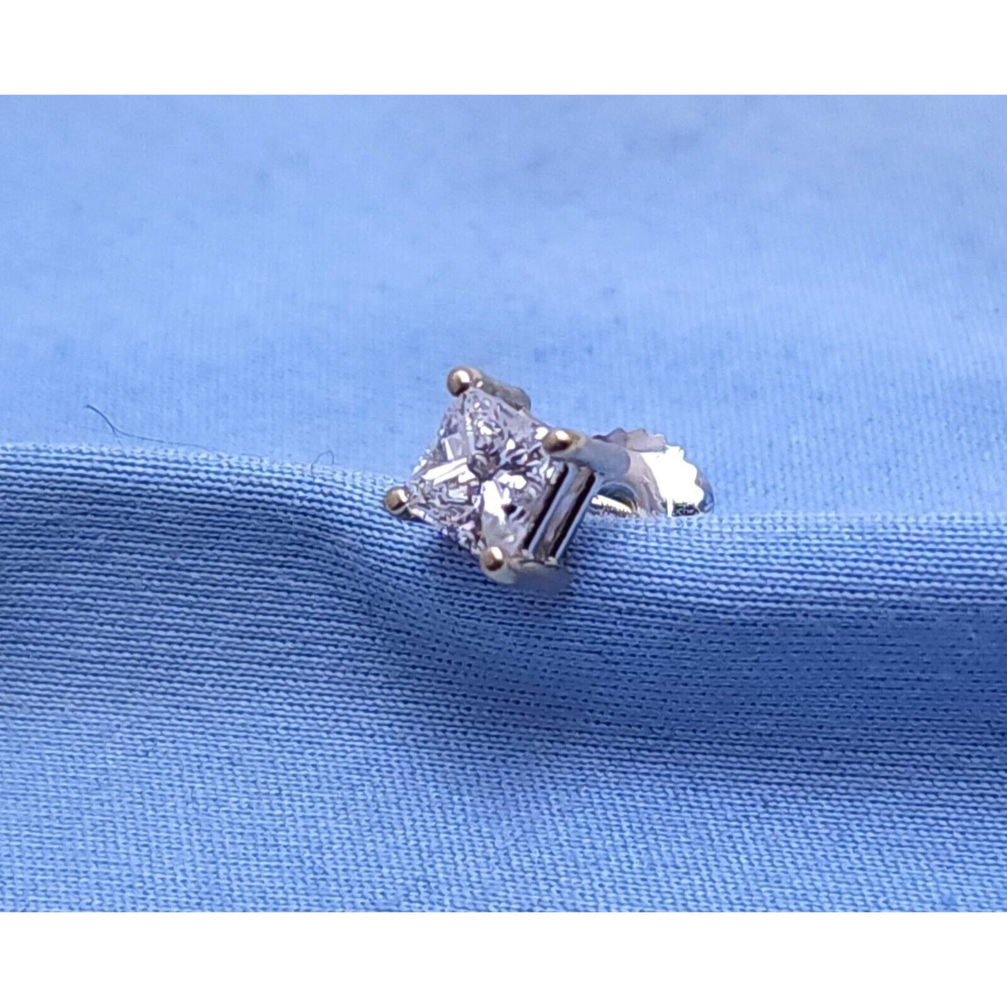 Single 14K White Gold Square Princess Cut Diamond Screw Back Stud Earring