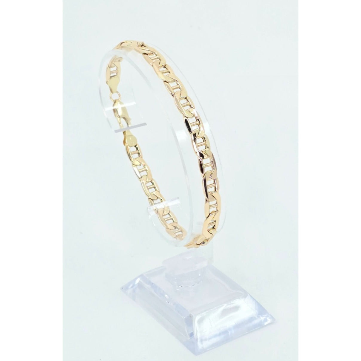 10K Yellow Gold Mariner Link Chain Bracelet