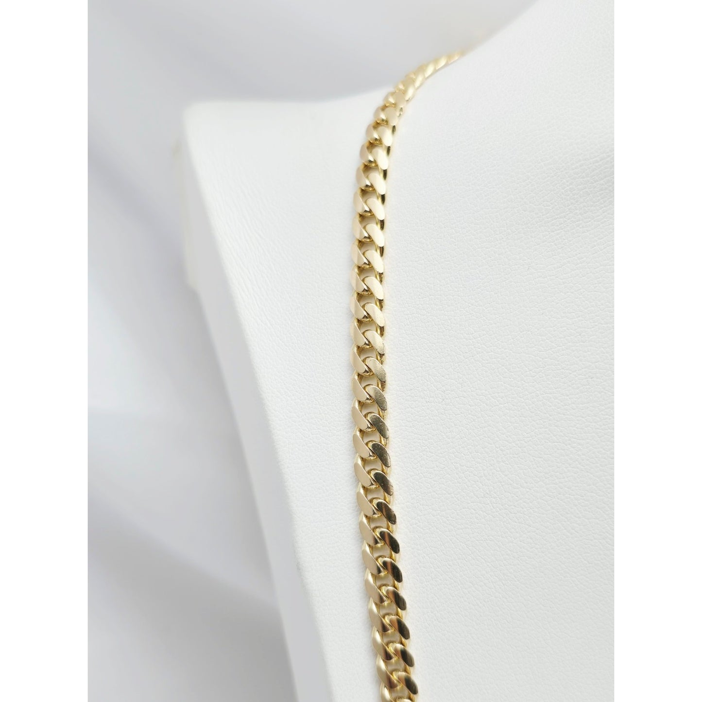 14K Yellow Gold Cuban Curb Link Chain Necklace