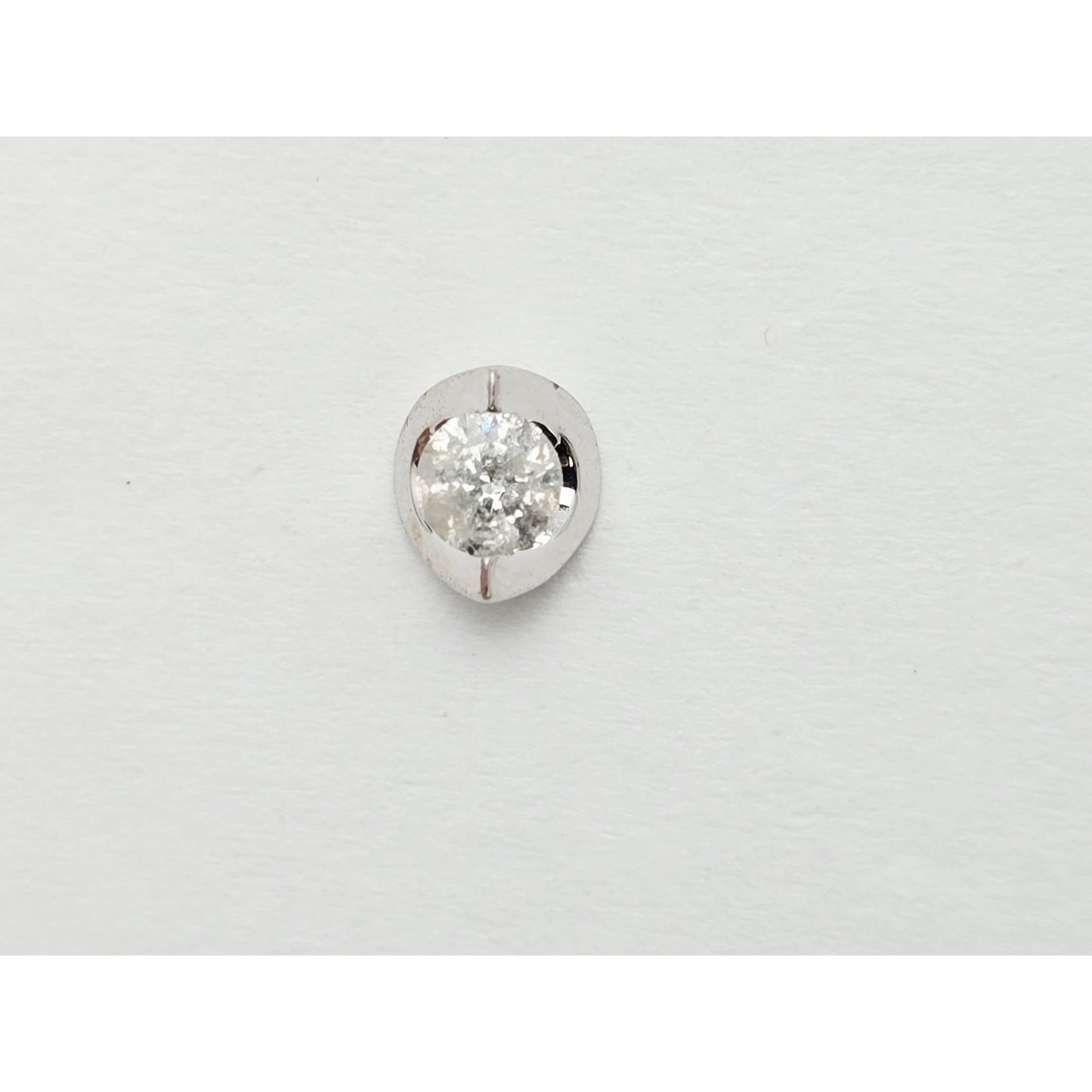 14K White Gold Round Cut Diamond Stud Earrings