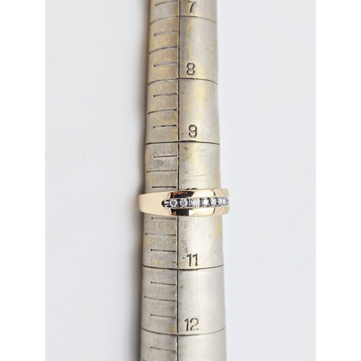 14K Yellow Gold Single Row Diamond Wedding Band Ring