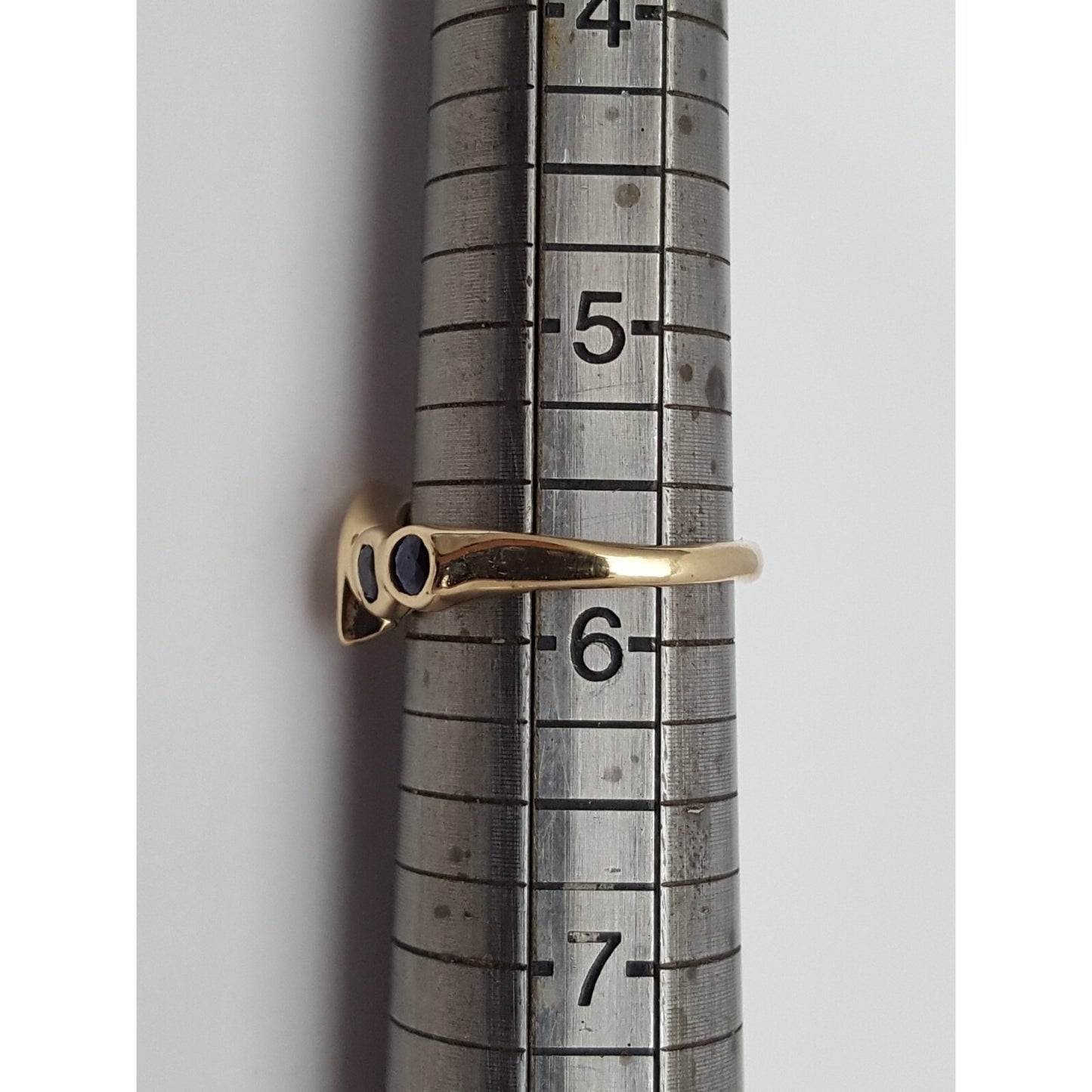 Vintage 14K Yellow Gold Marquise Diamond & Round Sapphire Ring