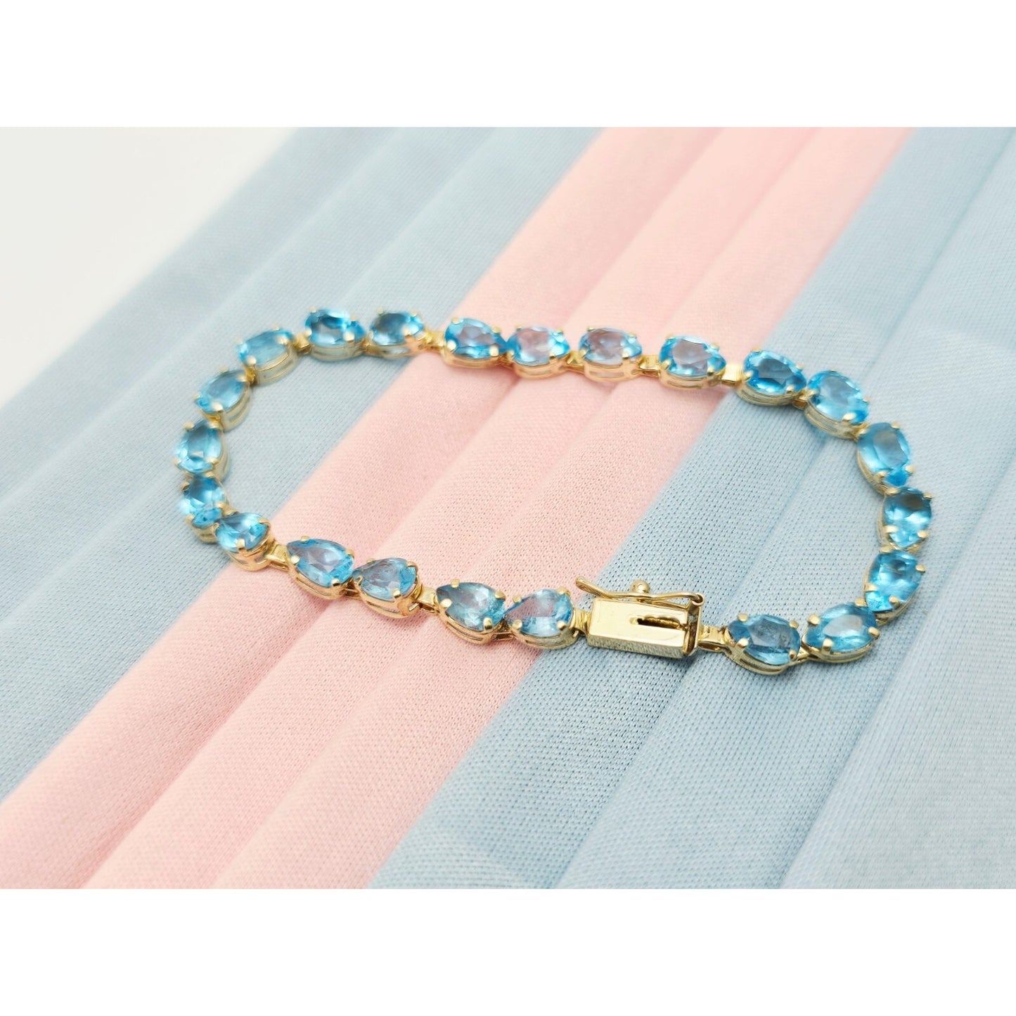 14K Yellow Gold Blue Topaz Tennis Link Bracelet