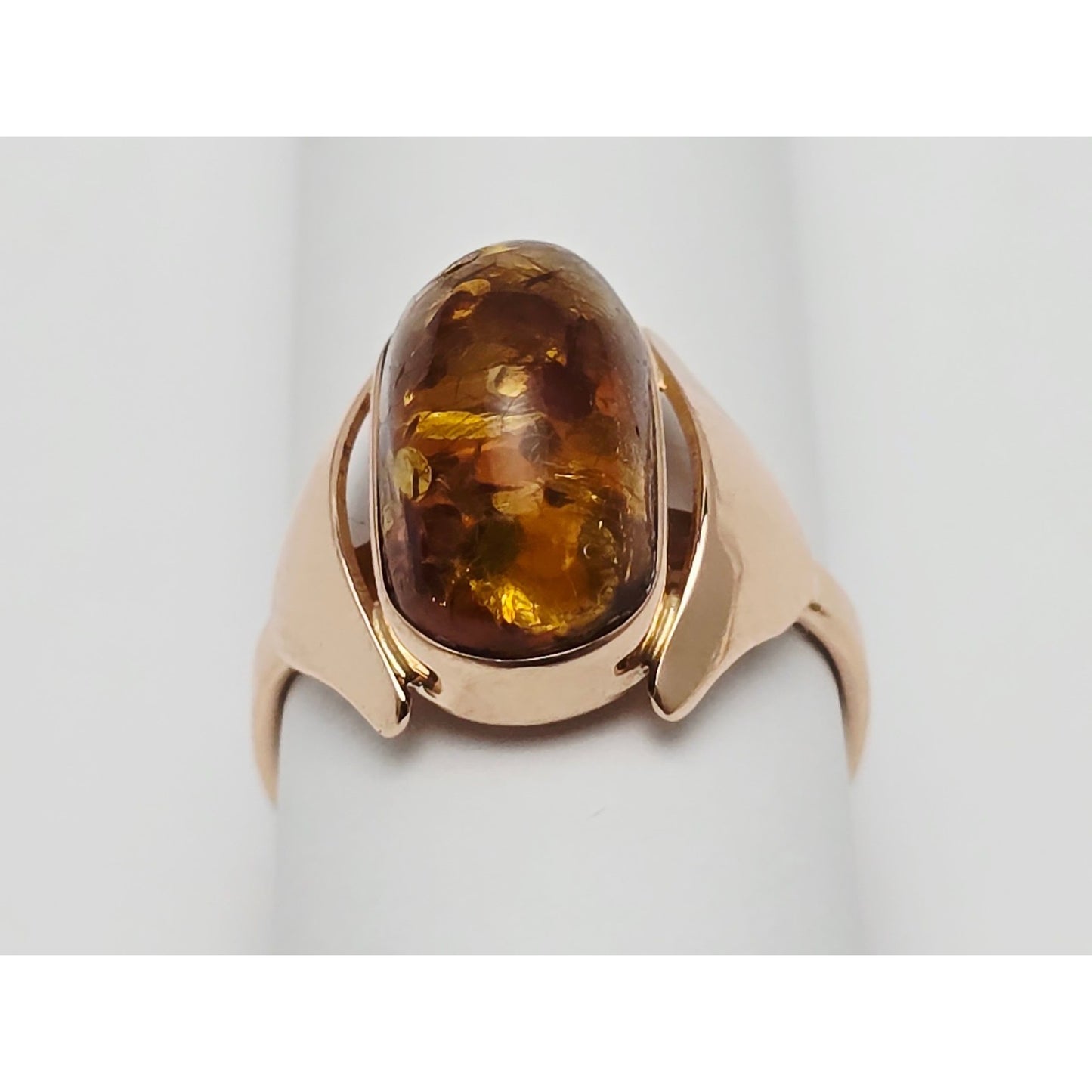 Vintage 14K Rose Gold Oval Amber Ring