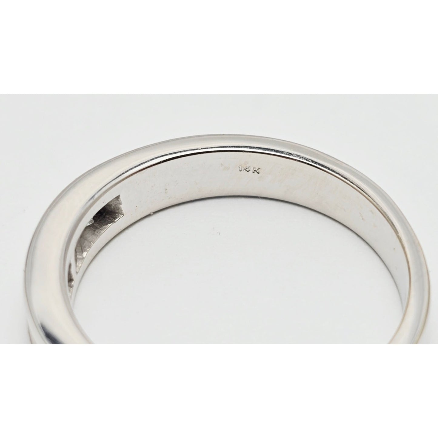 14K White Gold Single Row Princess Cut Diamond Wedding Band Ring