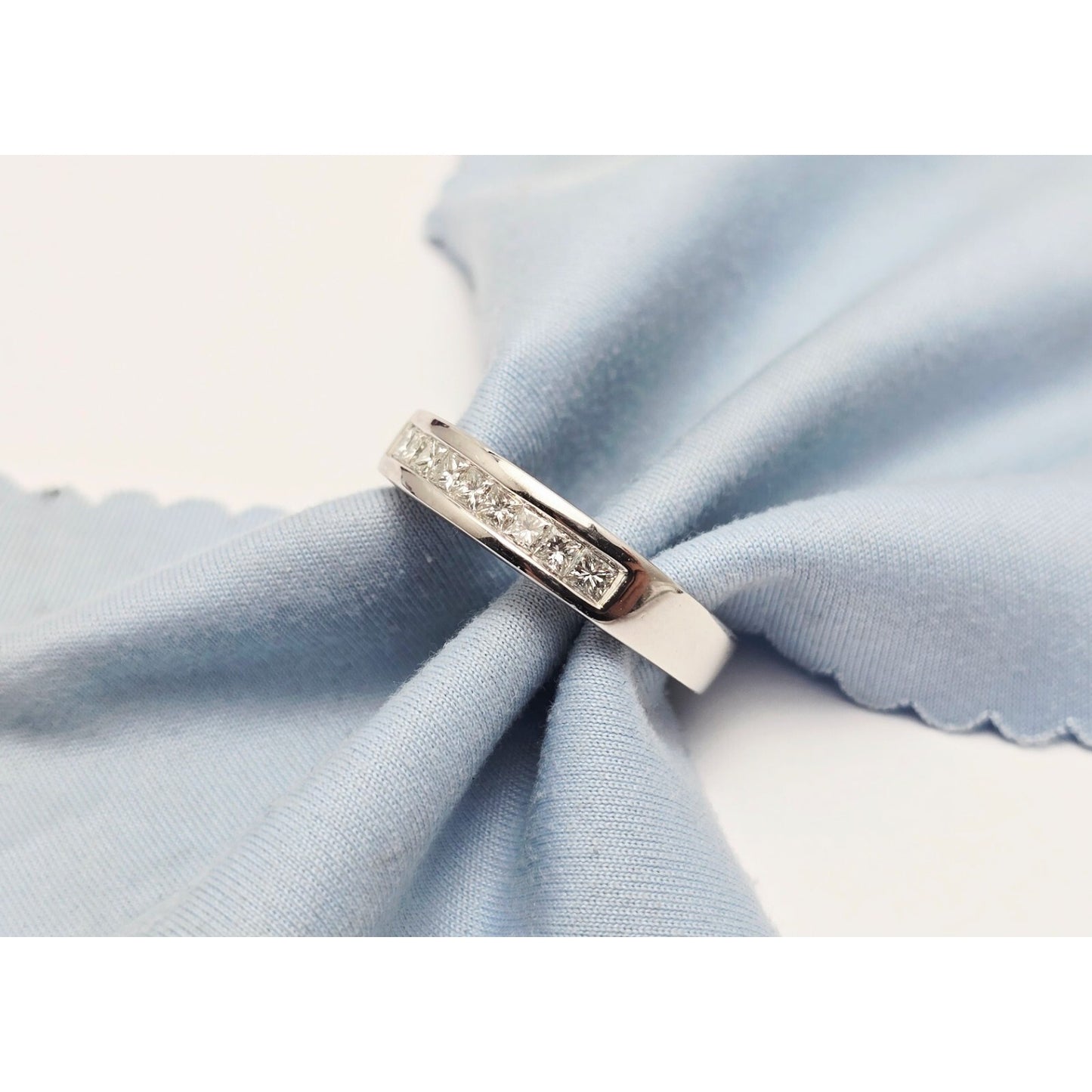 14K White Gold Single Row Princess Cut Diamond Wedding Band Ring