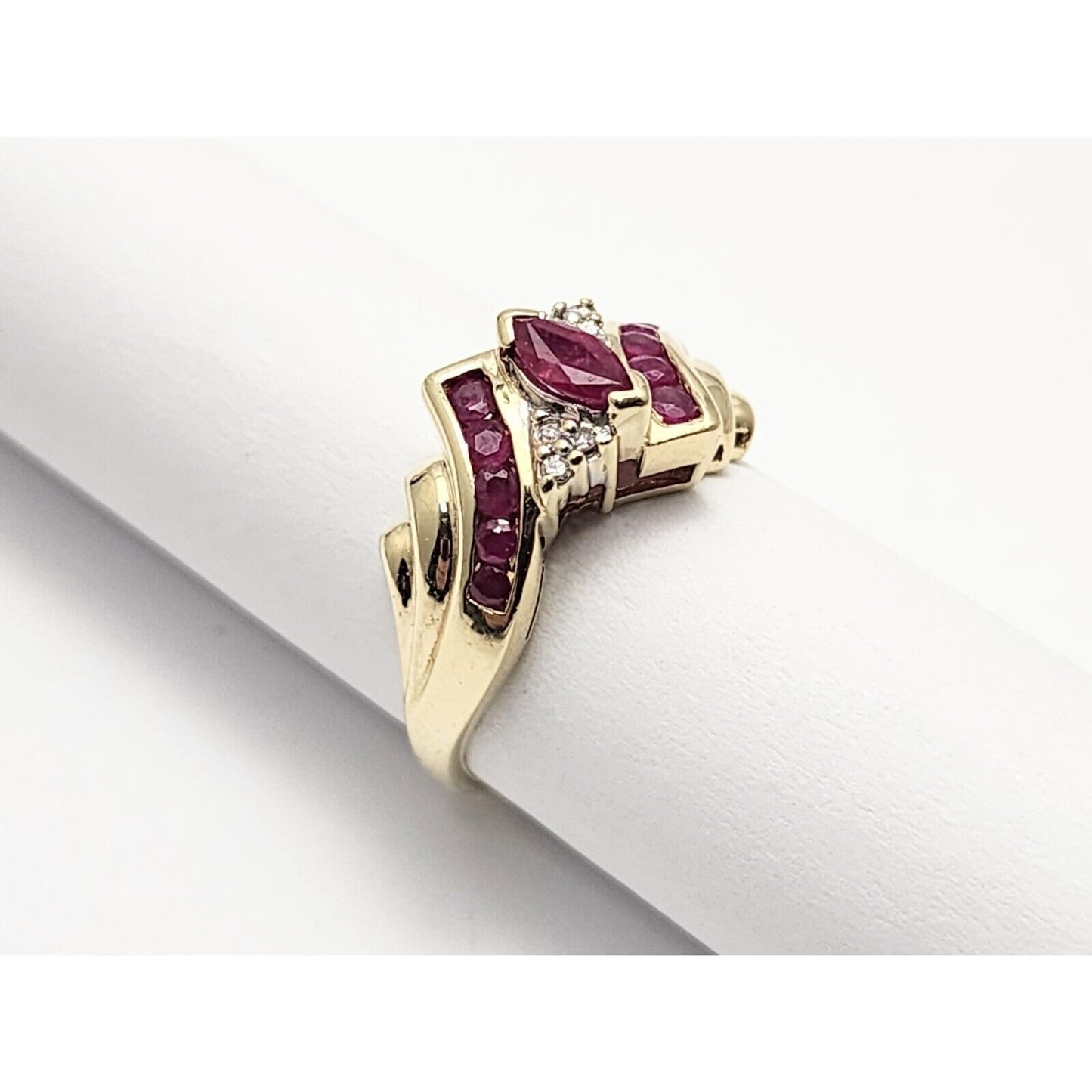 10K Yellow Gold Ruby & Diamond Ring