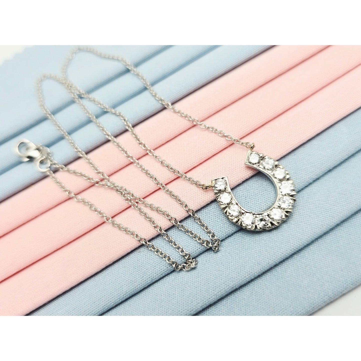 14K White Gold Cable Link Chain Necklace & Diamond Horseshoe Charm Pendant