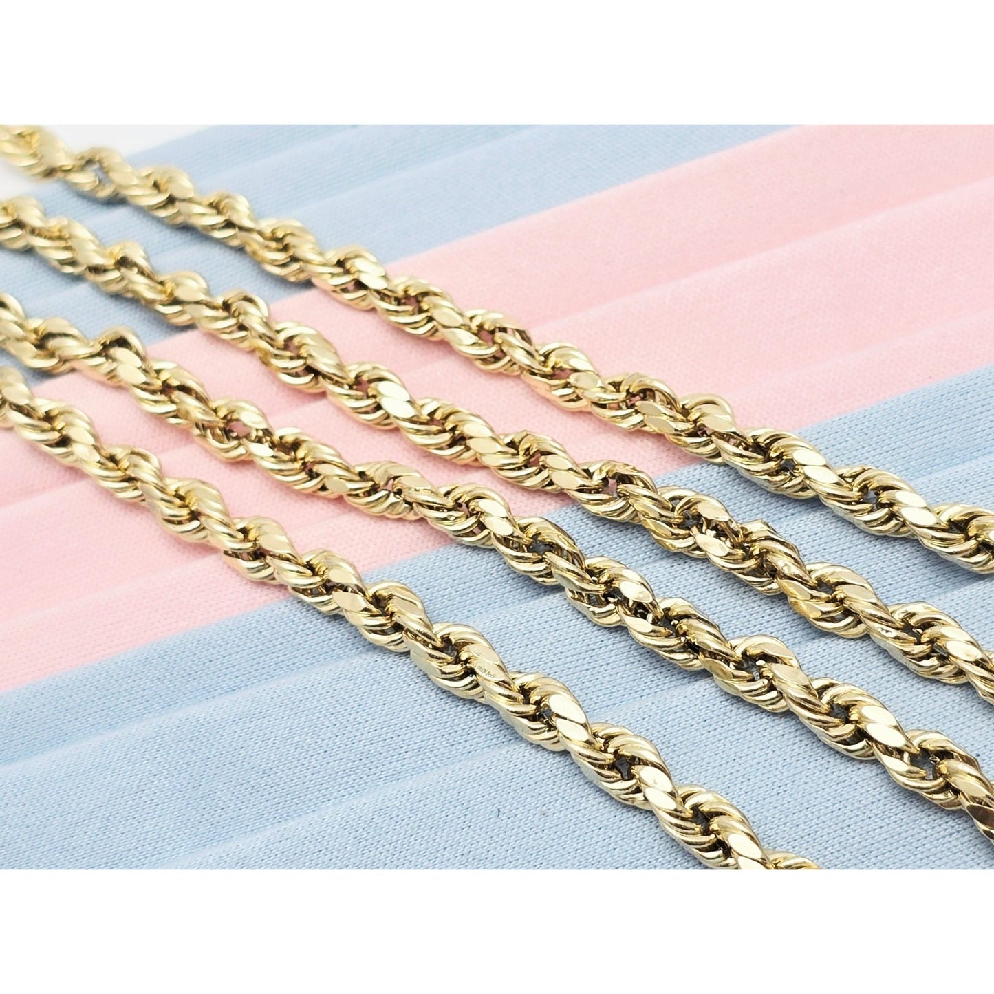 14K Yellow Gold Rope Chain Necklace