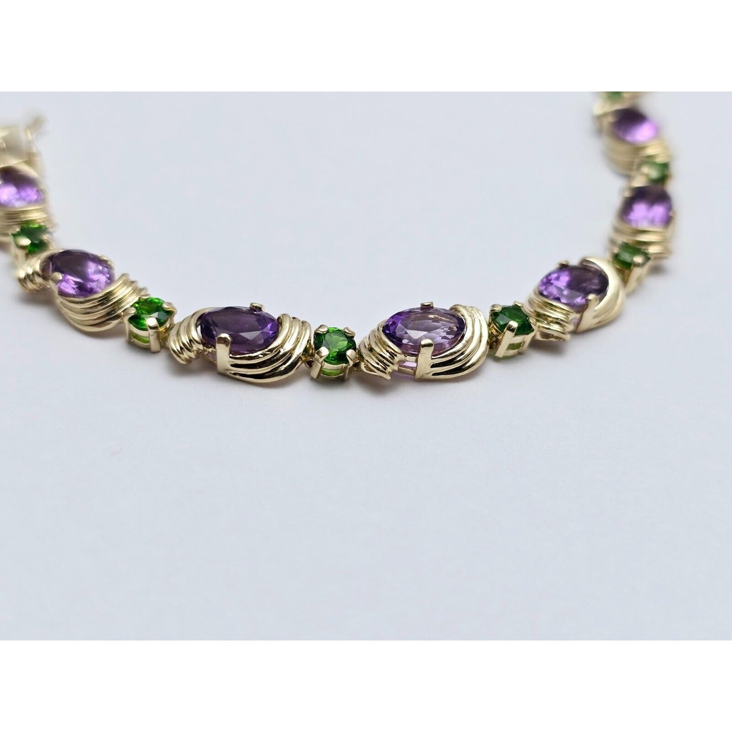 14K Yellow Gold Amethyst & Emerald Tennis Link Bracelet
