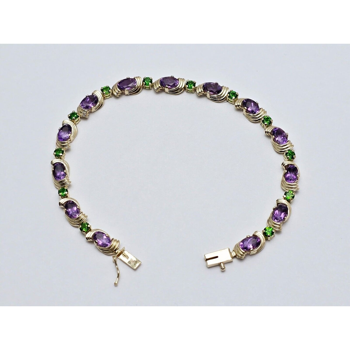 14K Yellow Gold Amethyst & Emerald Tennis Link Bracelet
