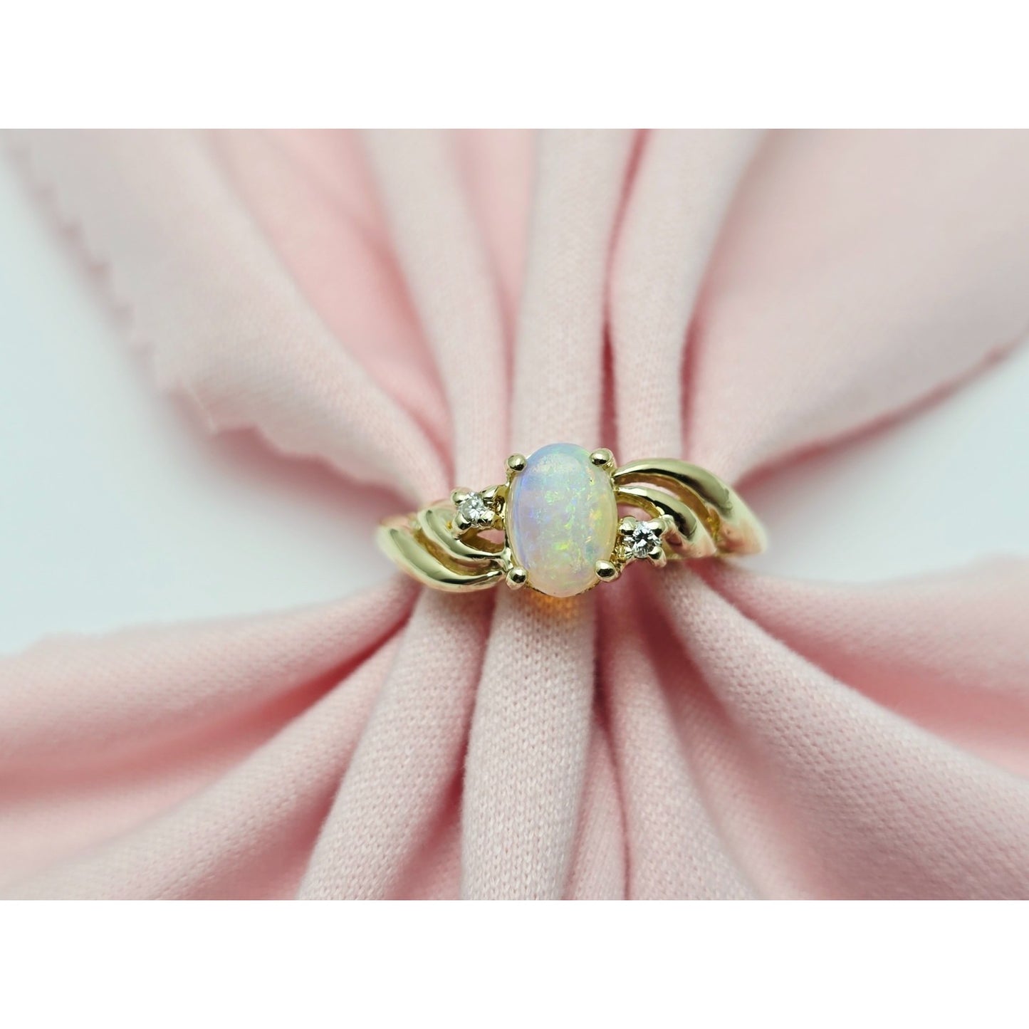 14K Yellow Gold Fire Opal & Diamond Ring