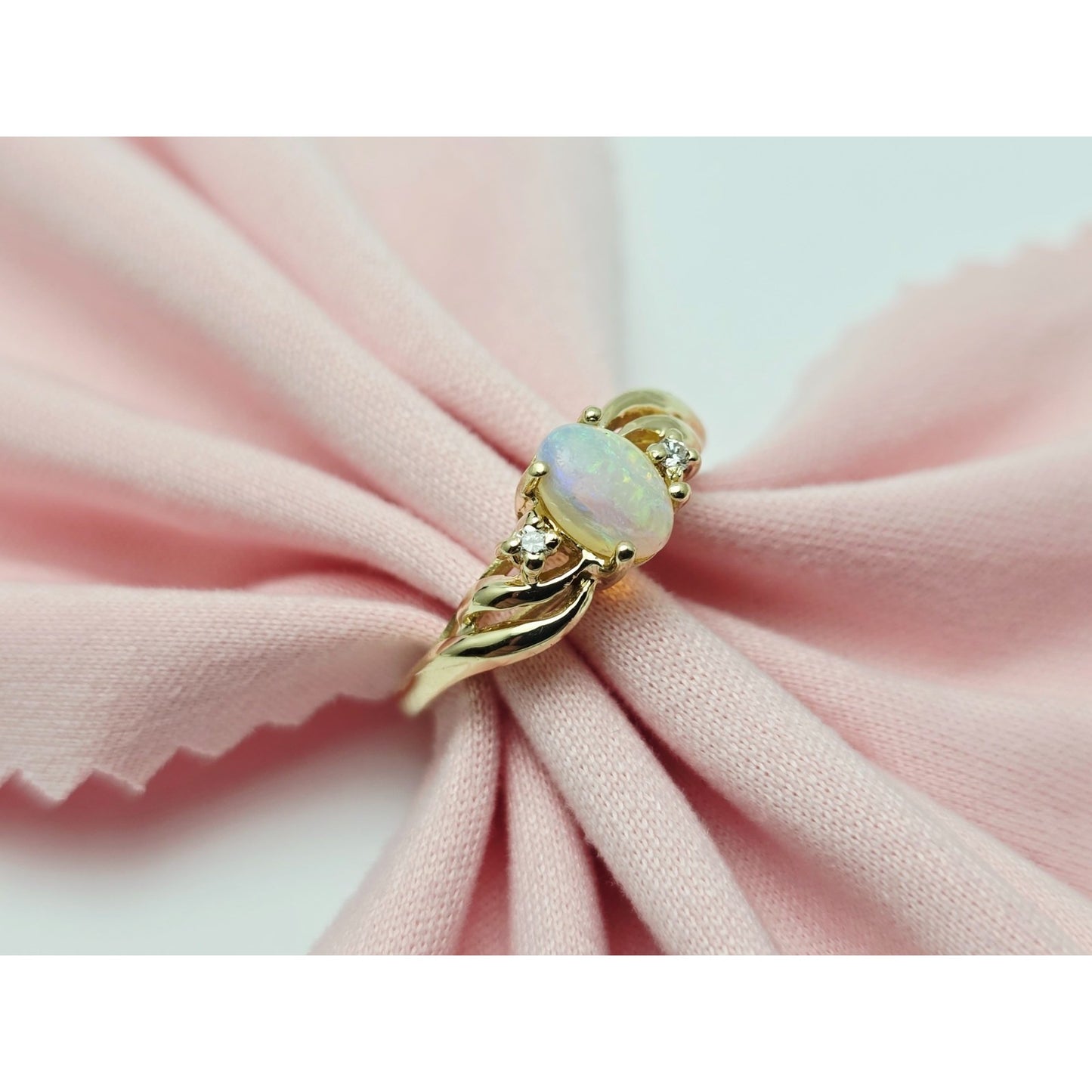 14K Yellow Gold Fire Opal & Diamond Ring