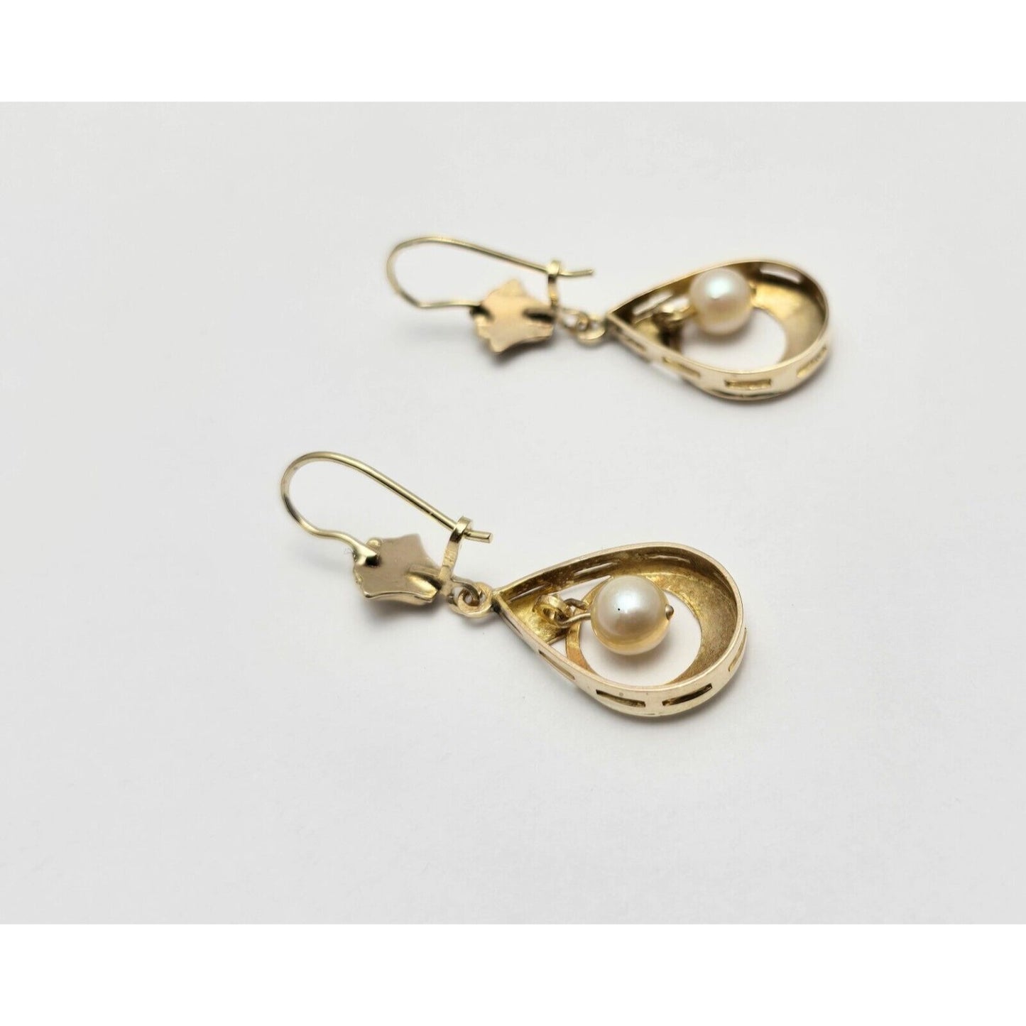14K Yellow Gold Pearl Drop Dangle French Clip Earrings